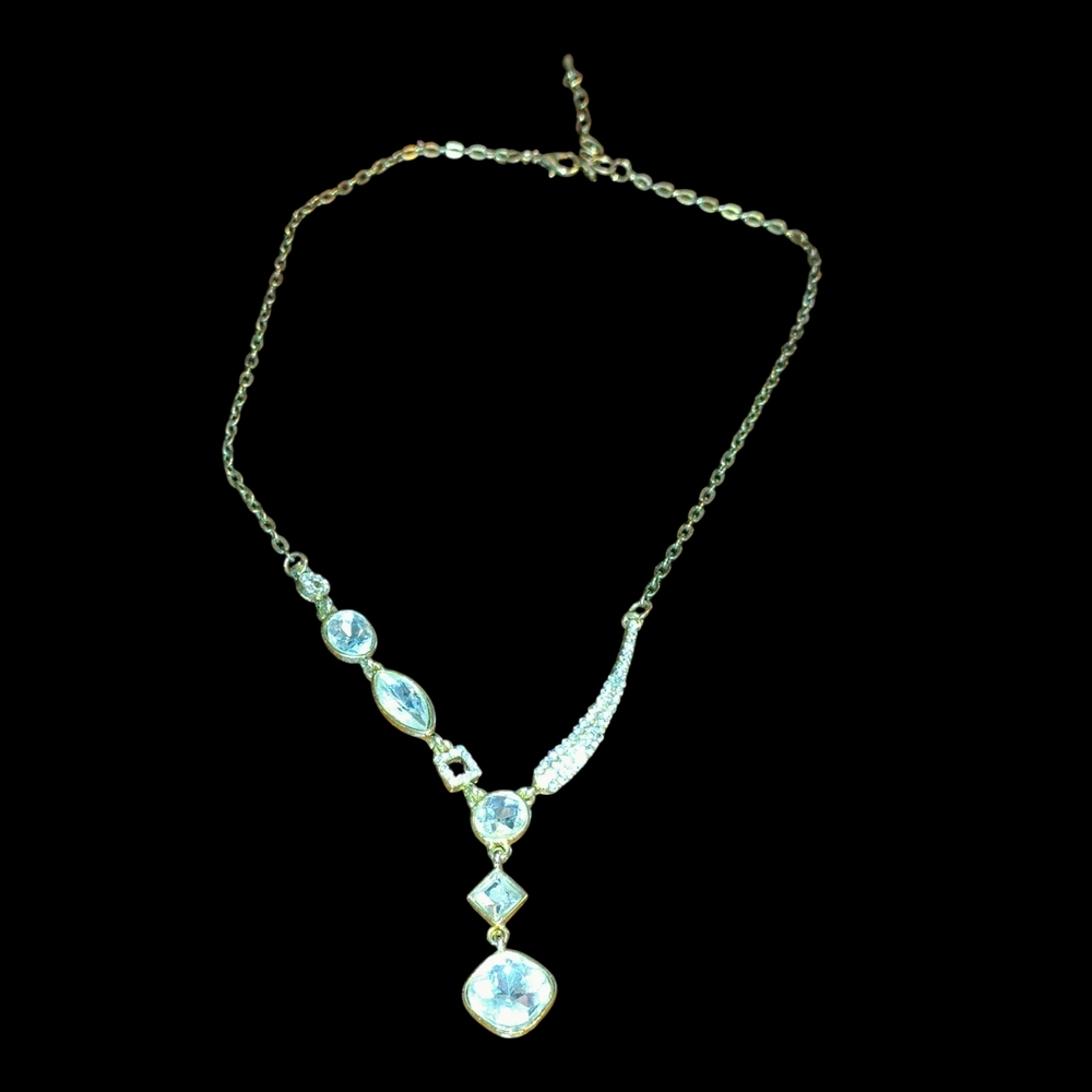 Elegant Gold and Silver Necklace